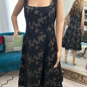 Rose Taft couture black lace women’s wedding party  dress size 10